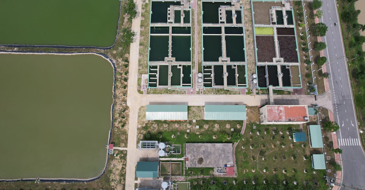 découvrez des stratégies innovantes de gestion durable de l'eau pour préserver cette ressource précieuse. apprenez comment optimiser l'utilisation de l'eau, réduire le gaspillage et promouvoir des solutions respectueuses de l'environnement pour les générations futures.